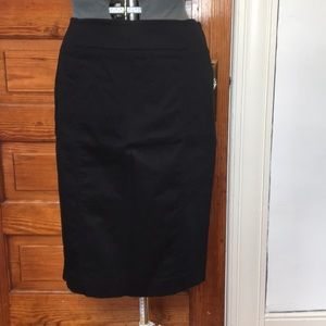 LOFT Black pencil skirt sz 14